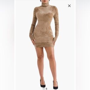 NWT House of CB Taya Long Sleeve Chenille Minidress